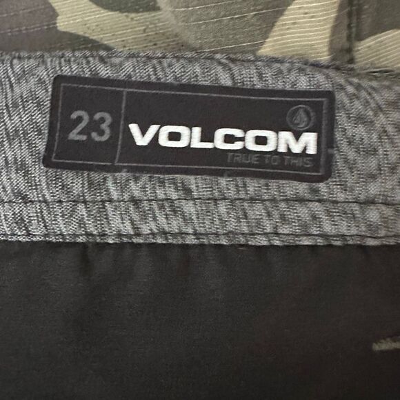 Volcom Boys Camp Board Shorts Water Repellent Size 10 - Picture 4 of 12